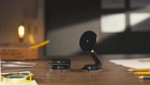 Magnetic Car Mount N55 Strong Magnet 15W Wireless Charging 360° Rotation Foldable Phone Holder Fast Car Charger JR-ZS408