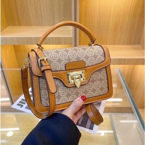 Tas Import Wanita Kekinian Korean Look/Tas Selempang Wanita/Tas Slingbag Wanita