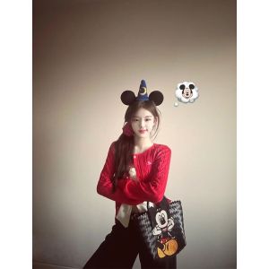 เสื้อสเวตเตอร์ถักสีแดงสไตล์ย้อนยุคสำหรับผู้หญิง เสื้อคาร์ดิแกนทรงสลิมฟิตสำหรับฤดูใบไม้ผลิและฤดูใบไม้ร่วง เสื้อคลุมกันหนาวแบบสวมหัว