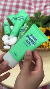 Lab.it Pore Primer Sun SPF50+ PA++++(40g) Pore tone up primer sun1. Primer Lembap untuk Pori- Menutup kulit bertekstur hingga pori besar dengan sempurna -Mengurangkan lebihan sebum berminyak & meningkatkan kelembapan kulit! Menjadikan kulit lebih seimbang