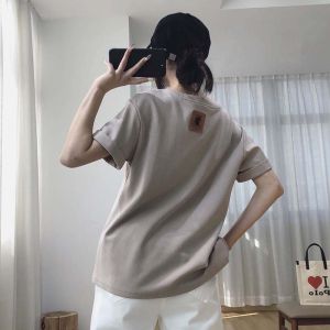 เสื้อยืดแขนสั้นผ้าคอตตอนสแปนเด็กซ์สำหรับผู้หญิงในช่วงฤดูร้อน ทรงหลวมสบาย ๆ ผ้าฝ้ายอวกาศ ลายหมี แขนสั้น คอกลม