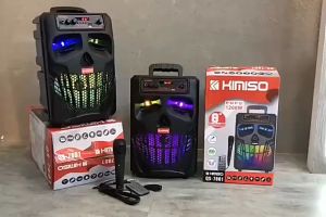 MKC KIMISO-7801 SPEAKER BLUETOOTH FULL BASS THE NEW 7801 SQUARE DANCE BLUE TOOTH SPEAKER OUTDOOR K SONG LARGE VOLUME PLUG -IN CARD HAND 8 -INCH PORTAL SUBWOOFER PORTABEL