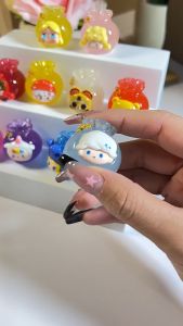 การ์ตูนสามมิติ Luminous Lucky กระเป๋าเรซิ่น DIY ครีมกาวห่วงโซ่โทรศัพท์มือถือเครื่องประดับรถ