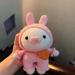 Thú Bông Len Con Heo Mặc Đồ Thỏ Dễ Thương