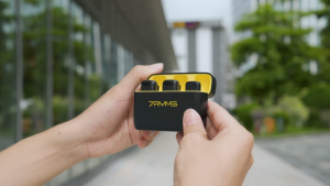 7RYMS Rimo S1 Micro Không Dây Kèm Hộp Sạc Lavalier Cài Áo Plug & Play USB-C / Lightning Cho iPhone iPad Android Laptop Mic Thu Âm Chuyên Nghiệp Quay Video Phỏng Vấn Podcast Vlog