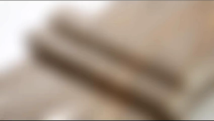 TERBARU Wallpaper Sticker Dinding Ruang Tamu & Kamar Motif Ulir Abstrak Wave Klasik Putih Panjang 8 Meter x Lebar 45cm