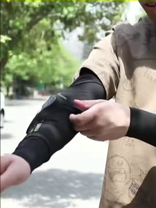 ปลอกแขนกันการชน 1 คู่ สำหรับการปั่นจักรยาน ปลอกแขนผ้าไหมน้ำแข็งป้องกันแสงแดดสำหรับฤดูร้อน