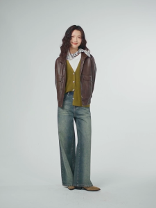 GIORDANO ผู้หญิง  กางเกงยีนส์ เอวสูง ทรงเรโทร กางเกงยีนส์ฟอก กางเกงยีนส์ขากว้าง กระเป๋าหลายใบ แฟชั่นเรียบง่าย กางเกงยีนส์ลำลอง 18414819