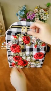 Ba lô may thủ công thêu ruy băng nổi bật độc đáo