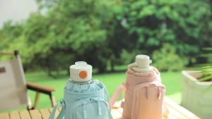 Portable Water Bottle Carrying Bag for Hiking and Walking MT260