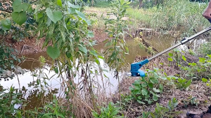 เครื่องตัดหญ้าไฟฟ้า ขนาดเล็ก เครื่องกำจัดวัชพืช เครื่องตัดหญ้าไร้สาย เครื่องตัดหญ้ามือถือ เครื่องตัดหญ้าพกพา รถตัดหญ้า ทนทานปลอดภัยน้ำหนักเบา ประสิทธิภาพการตัดสูง