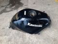 tangki bengsin bahan bakar kawasaki ninja 250 karbu original. 