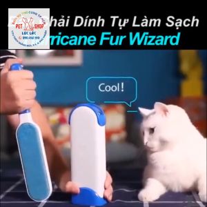 Dụng Cụ Chải Lấy Lông Chó Mèo dính trên ghế sopha Quần áo