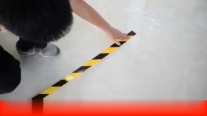 Lakban Isolasi Police Line Garis Polisi Hitam Kuning Penanda Batas Area Aman Proyek
