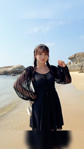 ชุดว่ายน้ำทูพีซสำหรับผู้หญิง สไตล์กระโปรง พลัสไซส์ มีลูกไม้ กระชับสัดส่วน สไตล์อนุรักษ์นิยม เซ็กซี่ แขนยาว กันแดด 2405