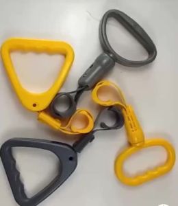 Removable Triangle Hand Grip Strap for Bus Train and Car Interiors