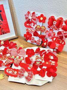 คลิปผมรูปดอกไม้สีแดงสำหรับเด็ก คลิปผมปีใหม่สำหรับเด็กผู้หญิง ไม่ทำลายผม คลิปผมแบบใหม่ 2025 ที่สวมใส่สบาย