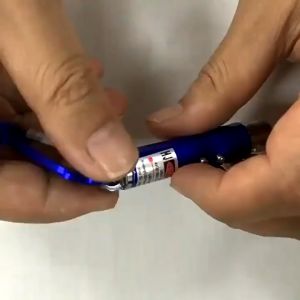 Đồ chơi đèn laser / Bút laze trợ giảng giải trí / Đèn pin LED mini móc khoá