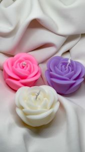 Luxe Pure Blossoms Rose Scented Soy Candle Souvenir Giveaway Display Valentine Gift Decor Aesthetic Acetate