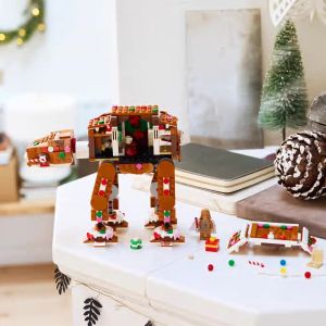 Star Wars Gingerbread House AT-AT Builder Toy