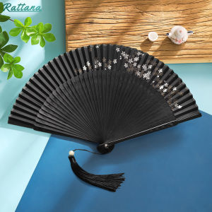 8 นิ้ว พู่ห้อย พัดจีน มุกมิ่งพู่ห้อย มุกจากไฟ ราคาเที่ยวยั่งในระดับ 1,500-3,000 บาท พัดยี่ปุ่น ไม้ไผ่อบเคลือบเห็น สะบัดสวยดี