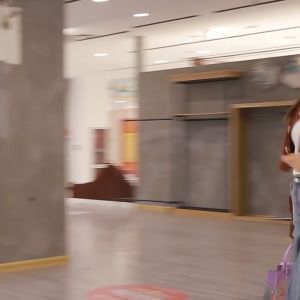 ภาพวาดสีน้ำมันสไตล์สามมิติดอกไม้ถุงของขวัญวันแม่บรรจุภัณฑ์กระเป๋าถือที่สวยงามดอกไม้วันวาเลนไทน์ มัดถุงกระดาษ