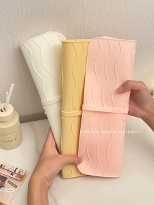 กระเป๋าใส่เครื่องสำอางแบบกันความร้อนสำหรับใช้ในบ้านและไปเที่ยวต่างประเทศ เครื่องสำอางแบบยืดผมแบบซิลิโคนสำหรับนักเรียนในหอพัก