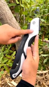 Daywalkers เลื่อยพับ เลื่อยกิ่งไม้ เลื่อยทำสวน เหล็กSK5 ไม่เป็นสนิม แข็งแรง ทนทาน คุณภาพสูง ใช้ได้นาน เลื่อยหางหนู ตัดไม้ พกพาสะดวก เลื่อยอเนกประสงค์ มีล็อคนิรภัย