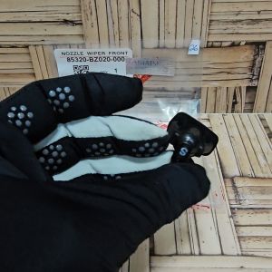 NOZLE SEMPROTAN AIR WIPER DEPAN XENIA GRAN MAX