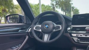 ปลอกหุ้มพวงมาลัยรถยนต์ ปลอกหุ้มพวงมาลัยรถ กันลื่น ที่หุ้มพวงมาลัยรถยนต์ ปลอกพวงมาลัย คาร์บอนไฟเบอร์ 15นิ้ว ใส่ได้ทุกรุ่น