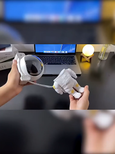 Lampu Tidur Aesthetic Lampu Led Kamar Lampu Tidur Proyektor Aesthetic Astronot Hadiah Ulang Tahun