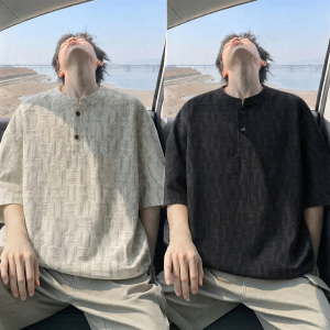 Mark Fairwhale | Áo Thun Tay Ngắn Form Henley Cổ Plaid