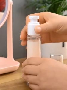 Portable Liquid Vacuum Spray Bottle Refillable Empty Clear Travel Containers Liquid Vacuum Press Bottle