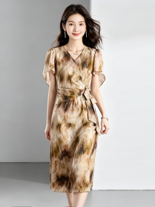 La Chapelle | Đầm Hôn Nhân Tiệc Tùng Elegance Dây V Ôm Dáng Ombre Mùa Hè