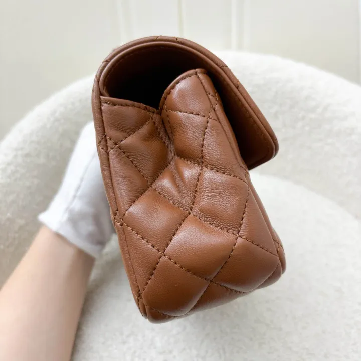 (Brand%20new)%20Chanel%2023A%20Mini%20Rectangle%20Flap%20with%20Crystals%20Top%20Handle%20in%20Cognac%20Brown%20Lambskin%20and%20LGHW%20-%20Image%203