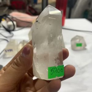 1 viên đá thạch anh trắng tự nhiên mài bóng dùng làm trang trí decor thanh tẩy ( đá thật chuẩn việt )5700