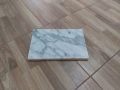 หินอ่อนไวท์คาราร่า (White Carrara Marble) นับเป็นหินอ่อนที่มีความคลาสสิค จากเมืองคาราร่า ประเทศอิตาลี ด้วยเนื้อหินสีขาวและเทาอ่อน ขนาด20×30cm.. 