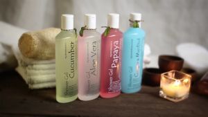 Saibua (ฟรีใยบวบขัดผิว )สบู่ สบู่เหลวมะขามเปียก ให้ผิวขาวใส ลดจุดด่างดำ ครีมอาบน้ำสมุนไพรไทย ขนาด 290 มล.