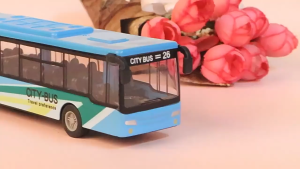 Mini Bus Pull Back Diecast Alloy Plastic Toy Kids Toy Play Vehicle Hadiah Hari Jadi Kanak-Kanak Mainan Budak Kereta Boxing 儿童迷你回力巴士(1564/2389)