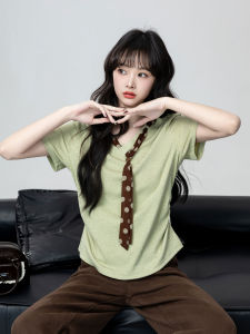 ZISUO | V-Neck T-Shirt with Asymmetric Hem and Ribbon