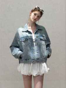Áo Khoác Denim Xanh Mỹ Kiểu Cổ Điển