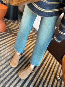 High Waist Straight Leg High Elasticity Womens Jeans Casual Style Zipper Closure Standard Fit Blue Denim Ladies Fashion