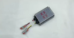 【New Launch】Durable 600W MPPT Solar Charge Controller 40A 12V/24V Auto‑Adjust Intelligent Photovoltaic Power Regulator