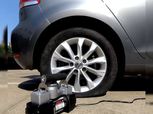 12V Car Electric Air Pump with Pressure Gauge Auto Inflatable Pump Dual Cylinder Car Tyre Inflator with LED Light