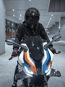 AIS | Lightweight Bluetooth Carbon Fiber Motorcycle Helmet