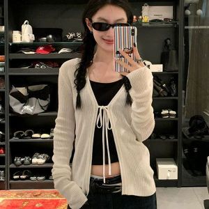 เสื้อคาร์ดิแกนถักสีน้ำเงินแบบโปร่งบางสำหรับผู้หญิง ชุดเดรสสายเดี่ยว ชุดคลุมกันหนาว ช่วงต้นฤดูร้อน เสื้อคลุมผู้หญิง