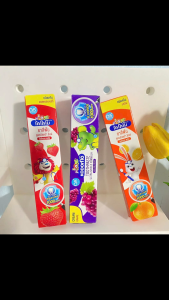 Kem Đánh Răng Trẻ Em Komodo Nuốt Được Thành Phần Tự Nhiên Hương Dâu Cam Nho Bảo Vệ Nướu và Ngừa Sâu Răng