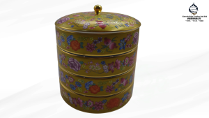 景德镇珐琅彩陶瓷高档带盖果盘 / 饭菜格 JingDeZhen Enamel Painted High-End Ceramic Fruit Plate / Food Divider with Lid / Multi-Layered Dish