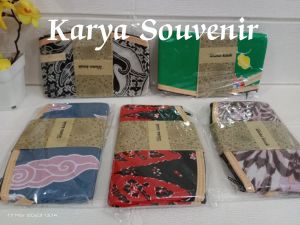 isi 50 pcs souvenir pernikahan dompet batik ukuran 16 cm kemasan plastik / souvenir dompet koin murah / souvenir pouch batik ibu 16 cm
