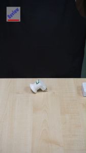 ขั้ว E27 มีสวิตซ์ เปิด-ปิด (R-20) " แพ็ค 2 ตัว " ยกลัง 20 ตัว "